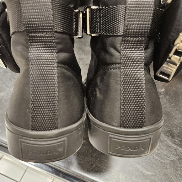 Authentic Prada Re-Nylon Sneakers - Picture 7 of 10